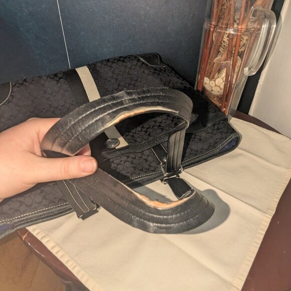 Coach Canvas Large Shoulder Bag Purse - black signature - Picture 3 of 5